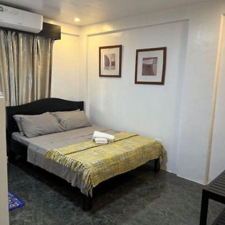 Casa Cecilia Hotel Bantay Exterior photo