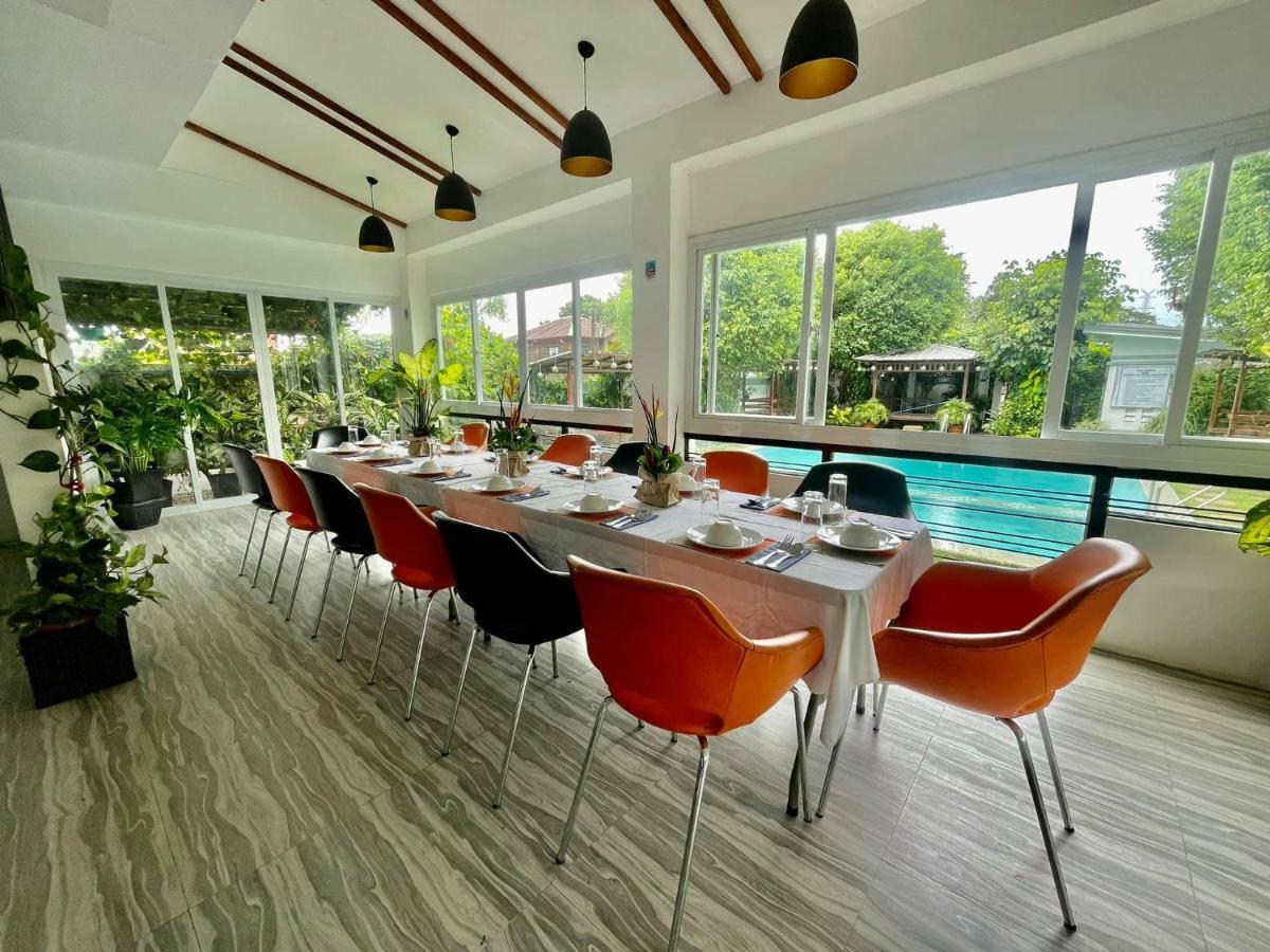 Casa Cecilia Hotel Bantay Exterior photo