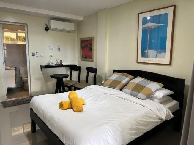 Casa Cecilia Hotel Bantay Exterior photo